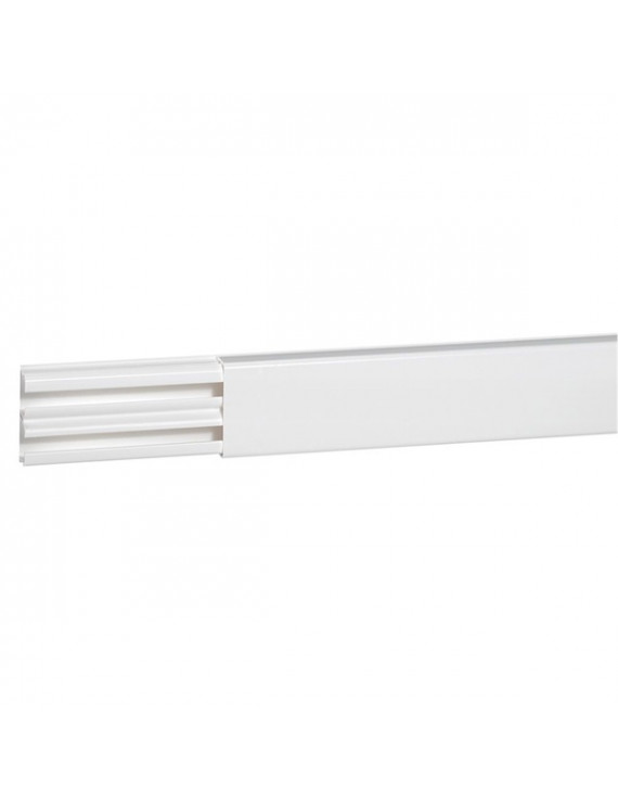 Legrand 030014 DLP 32x12,5 mm fedéllel válaszfallal mini csatorna 2m/db