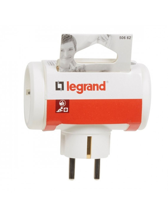 Legrand 050662 16A fehér hármas elágazású elosztódugó