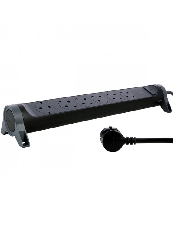 Legrand 694514 1,5m vezetékkel túlfeszültség-védelemmel fekete 5x2P+F, USB-A + USB-C elosztósor