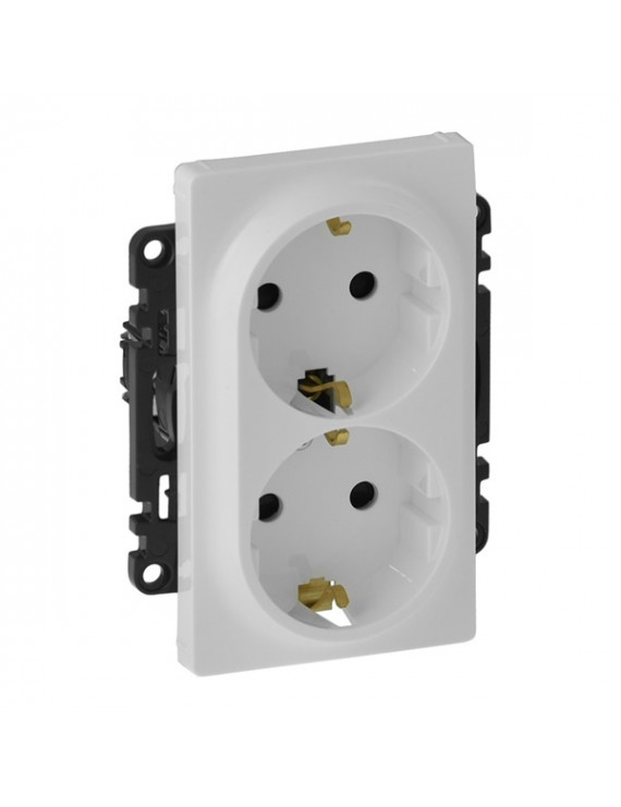 Legrand 753126 Valena Life fehér 2x2P+F csatlakozóaljzat gyermekvédelem