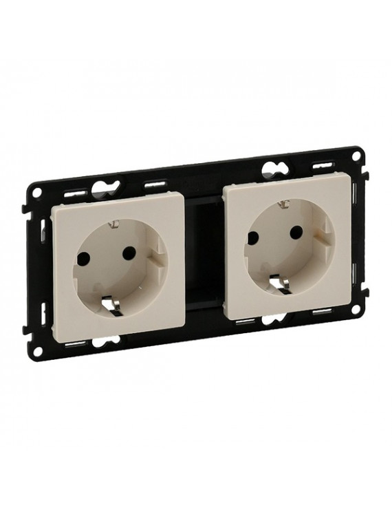 Legrand 753222 Valena Life gyermekvédelemmel rugós vezetékbekötéssel elefántcsont 2x2P+F sínezett csatlakozóaljzat