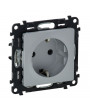 Legrand 753320 Valena Life aluminium 2P+F csatlakozóaljzat gyermekvédelemmel