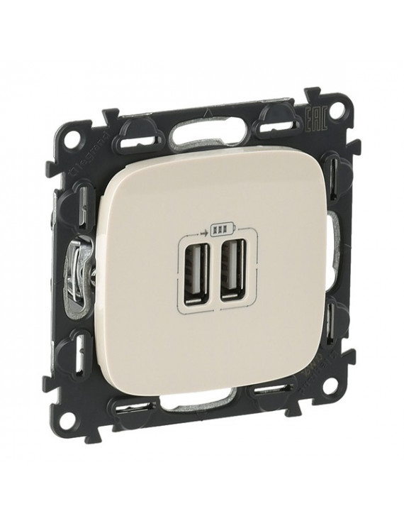 Legrand 754996 Valena Allure burkolattal elefáncsont kettős USB töltőaljzat