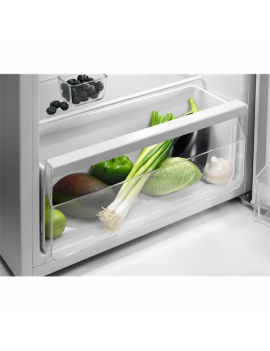 Zanussi ZXAN13FW0 egyajtós hűtőszekrény